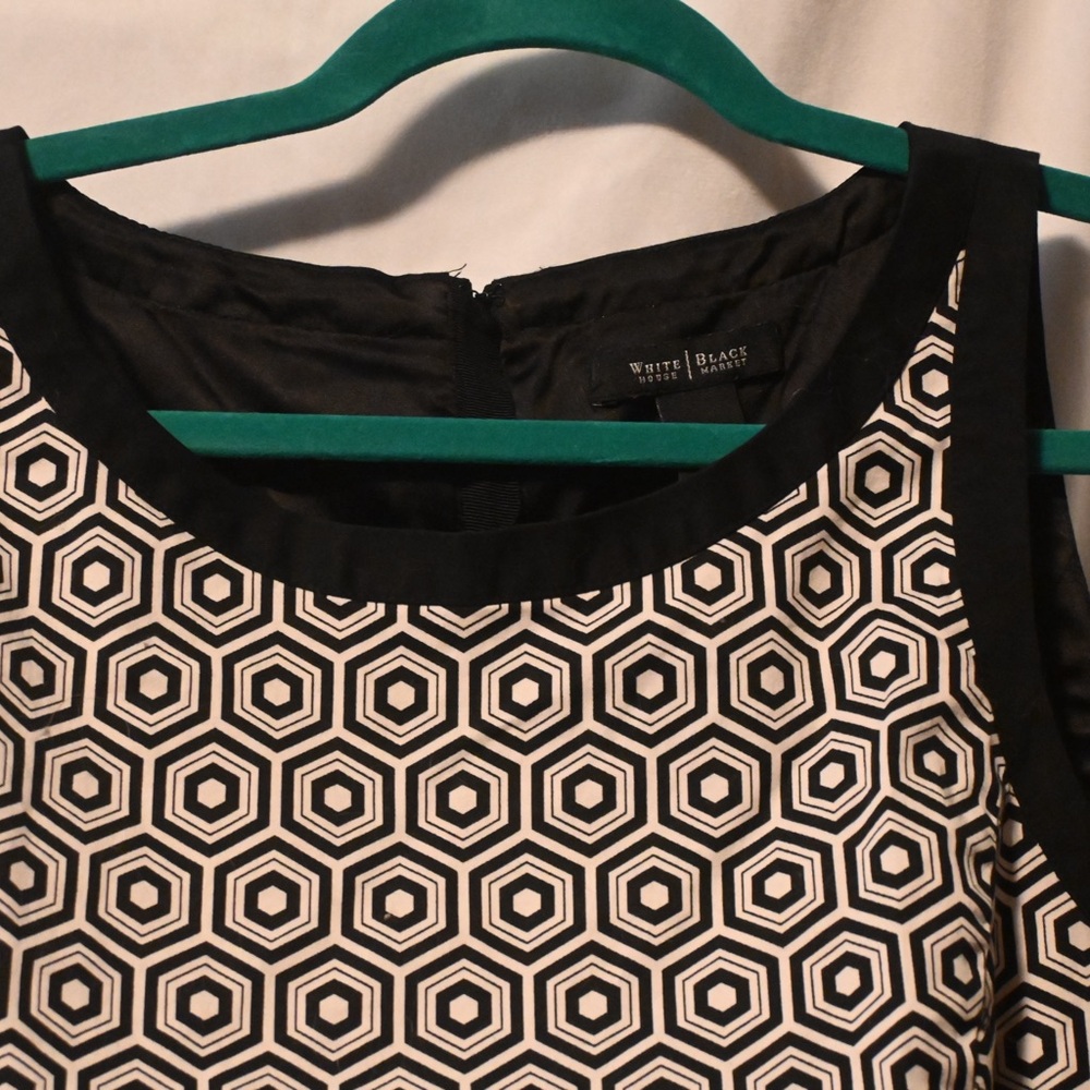 White House Black Market Hexagon Pattern Dress